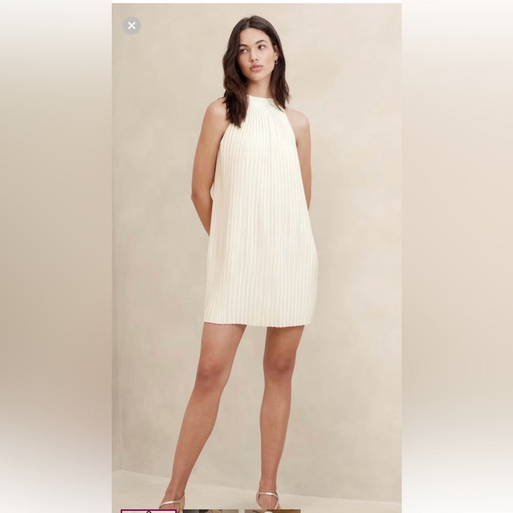 Banana Republic White Pleated Pullover Dress Size Medium EUC